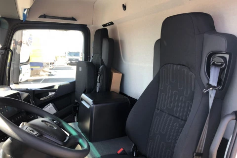 Mercedes-Benz Actros 1830 LS