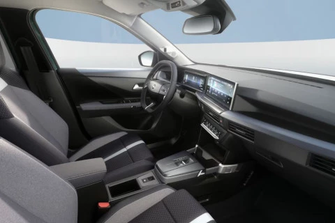 Opel Frontera 1.2T XHT Hybrid eDCT6 107kW Ultimate