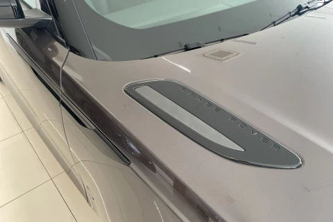 Land Rover Range Rover Velar 2.0 I4 PHEV Dynamic SE 4WD Auto 297 kW (404 CV)