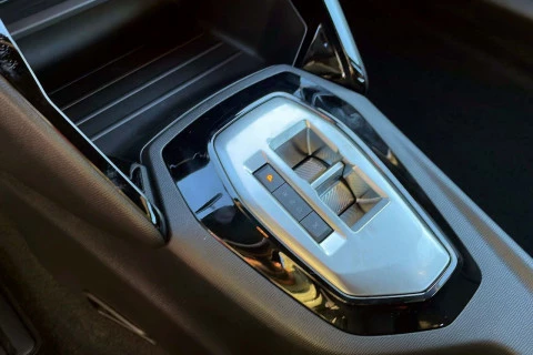 Peugeot 2008 N2008 Style Hybrid 145 eDCS6