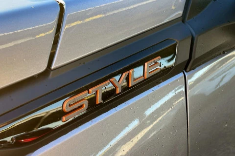 Peugeot 2008 N2008 Style Hybrid 145 eDCS6