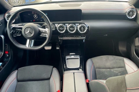 Mercedes-Benz CLA CLA 200