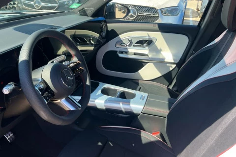 Mercedes-Benz GLB GLB 250+