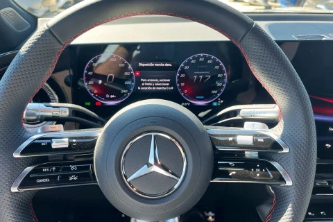 Mercedes-Benz GLB GLB 250+
