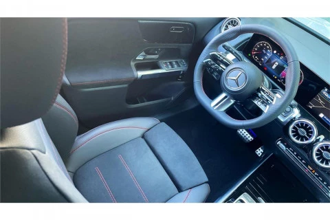 Mercedes-Benz GLB GLB 200 d