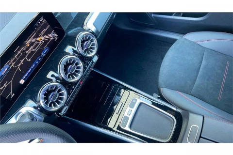 Mercedes-Benz GLB GLB 200 d