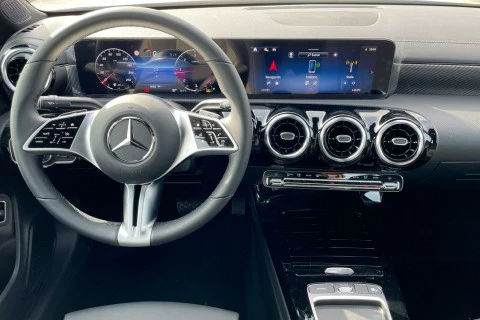 Mercedes-Benz CLA CLA 200 D DCT