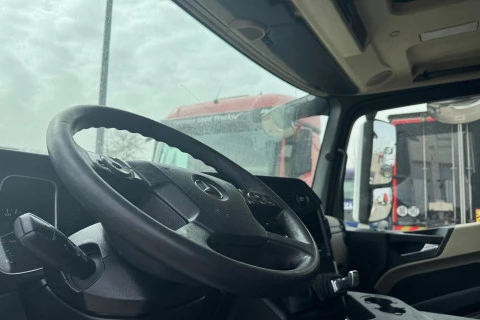 Mercedes-Benz Actros 1843 LSnRA