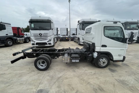 Mitsubishi Fuso Canter 3C13 /  2800