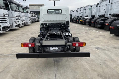 Mitsubishi Fuso Canter 3C13 /  2800