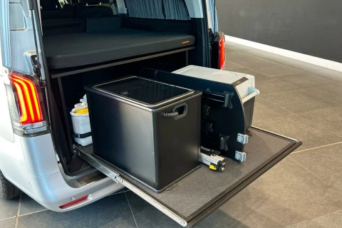 Mercedes-Benz Vito 116CDI AT 120kW Tourer Pro Larga