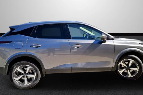 Nissan Qashqai DIG-T 103kW N-Connecta