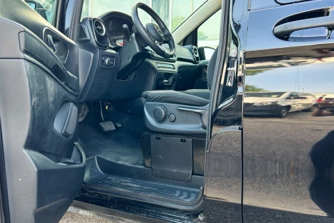 Mercedes-Benz Vito 116CDI AT 120kW Tourer Select Larga