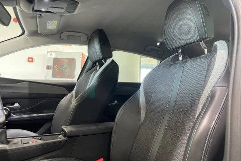 Peugeot 308 5P Allure PureTech 130 S&S MAN