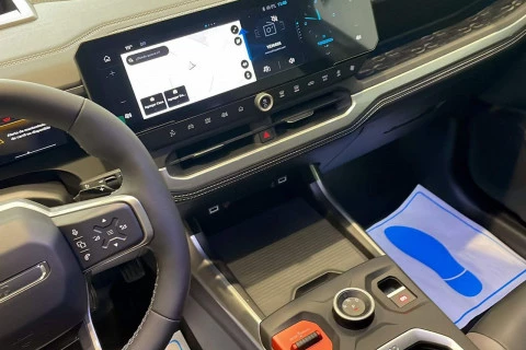 Jeep Compass Full Electric Jeep Compass BEV First Edi