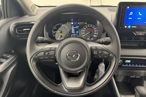 Mazda2 1.5 85 kW (116 CV) CVT Centre-line