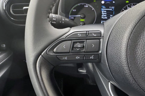 Mazda2 1.5 85 kW (116 CV) CVT Centre-line