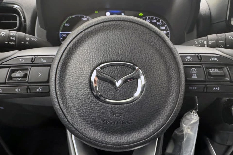 Mazda2 1.5 85 kW (116 CV) CVT Centre-line