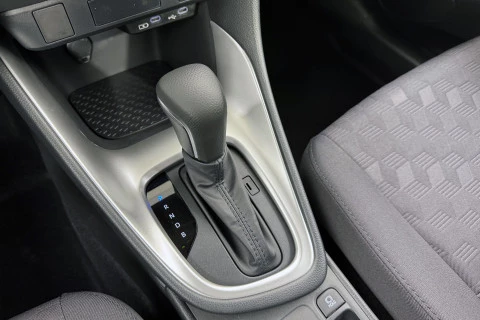 Mazda2 1.5 85 kW (116 CV) CVT Centre-line