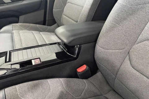 Citroën C4 BlueHDi 130 S&S EAT8 Shine