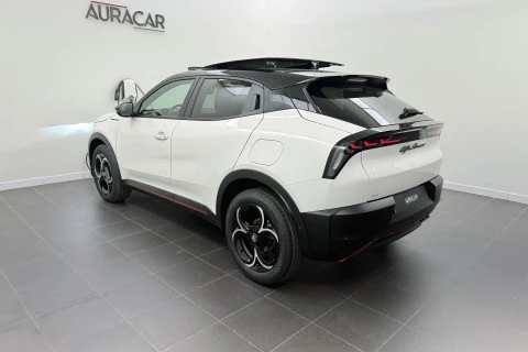 Alfa Romeo Junior Ibrida Speciale 108kW (145CV) Alfa Romeo Junior Ibrida Speciale 108kW (145CV)