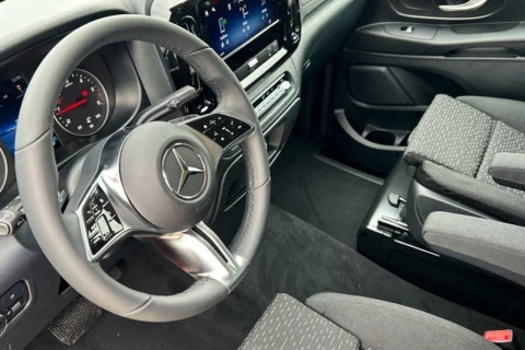 Mercedes-Benz Vito 116CDI AT 120kW Tourer Select Larga