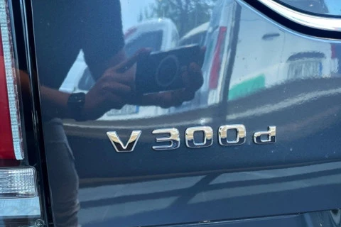 Mercedes-Benz Clase V 300 d Avantgarde Largo