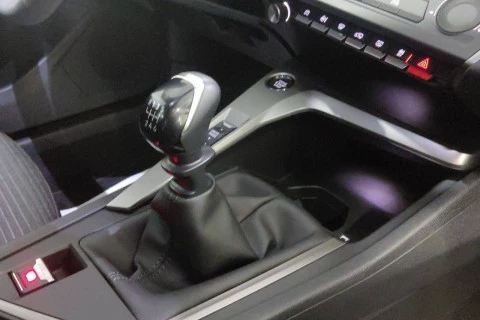 Peugeot 308 5P Active Pack PureTech 130 S&S MAN