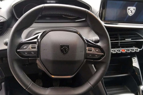 Peugeot 208 Active Puretech 100