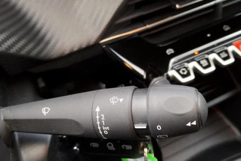 Peugeot 208 Active Puretech 100