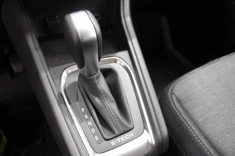 Renault Captur  E-TECH Hibrido Enchufable Intens 117kW