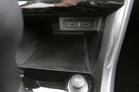 Volkswagen T-Cross   1.0 TSI Sport DSG7 81kW