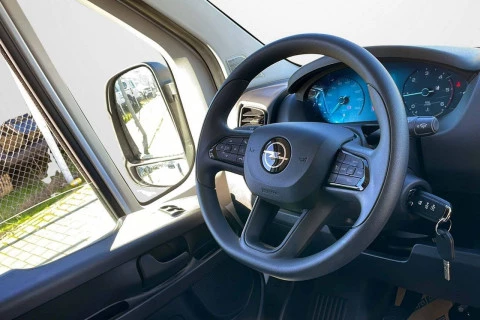 Opel Movano Furgón L2 H2 3.5T Diesel 140 Manual