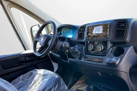 Opel Movano Furgón L2 H2 3.5T Diesel 140 Manual