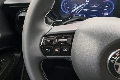 Alfa Romeo Junior Ibrida Sport Speciale 108kW (145CV)