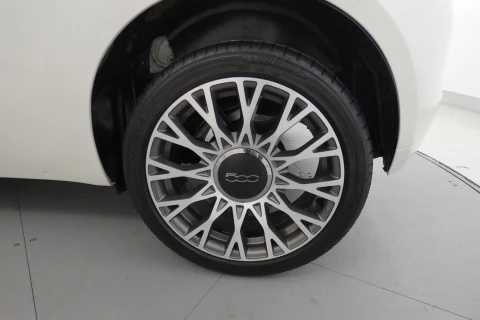 Fiat 500   1.0 Hybrid Dolcevita 52kW