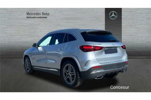 Mercedes-Benz GLA GLA 200 D