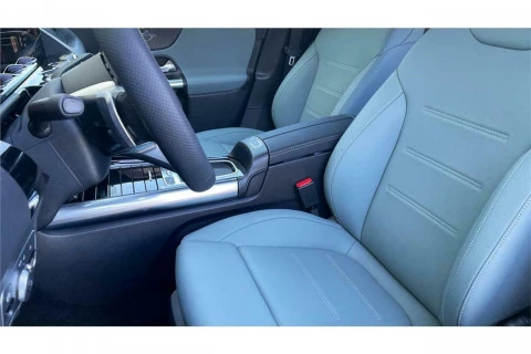 Mercedes-Benz GLA GLA 200 D