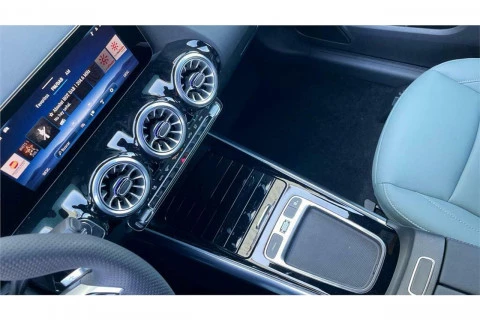 Mercedes-Benz GLA GLA 200 D