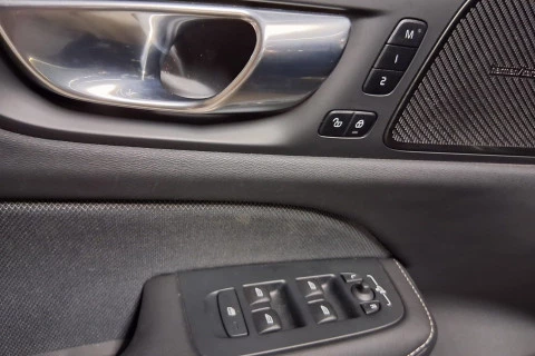 Volvo V60 T8 Recharge AWD