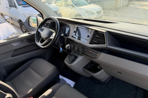 Volkswagen Caravelle Premium Corta 2.0 TDI 110kW BMT DSG