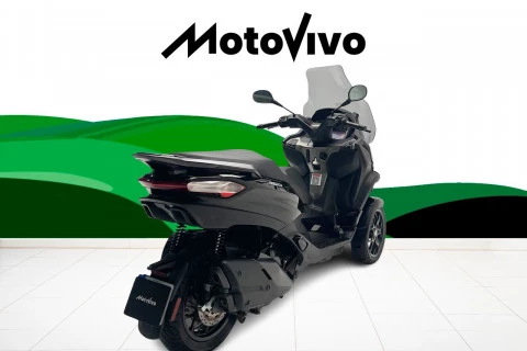 Piaggio Beverly 400 HPE .