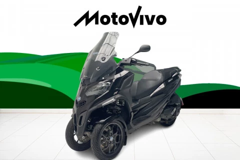 Piaggio Beverly 400 HPE .