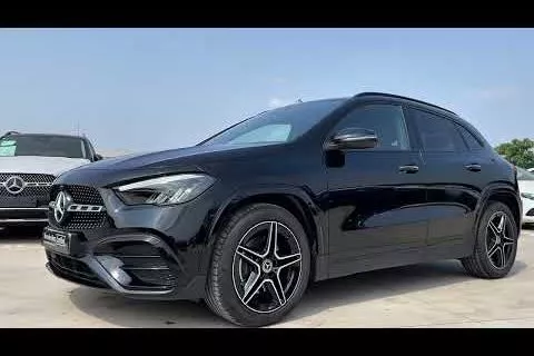 Mercedes-Benz GLA GLA 200 D