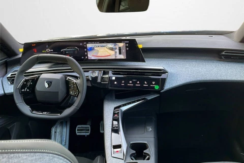 Peugeot e-5008 GT Eléctrico 157kW