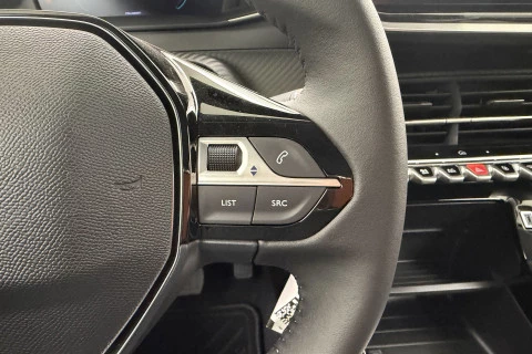 Peugeot 208 Allure HYBRID 110 eDCS6