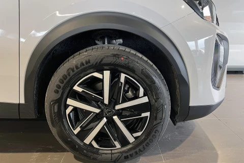 Peugeot 2008 N2008 Style Hybrid 145 eDCS6