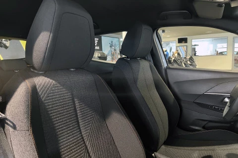 Peugeot 2008 N2008 Style Hybrid 145 eDCS6