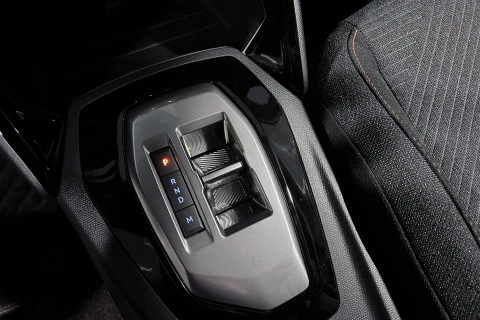 Peugeot 2008 N2008 Style Hybrid 145 eDCS6