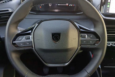 Peugeot 2008 PureTech 100 S&S Allure 75 kW (100 CV)